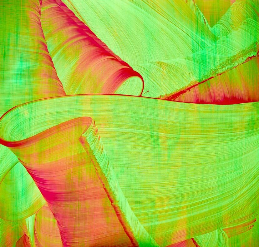 Red on Green (001)